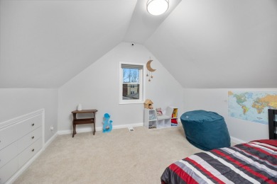 Beautifully Updated Single Family Home directly on the border of on Edgebrook Golf Course in Illinois - for sale on GolfHomes.com, golf home, golf lot