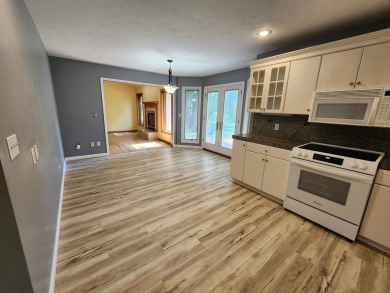 Don't miss this beautifully updated home in the highly on Dakota Dunes Country Club in South Dakota - for sale on GolfHomes.com, golf home, golf lot