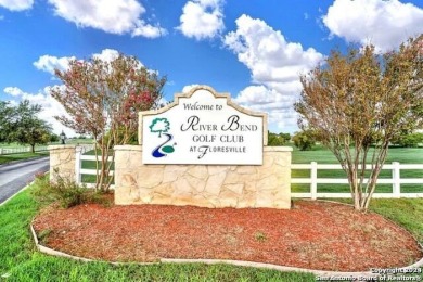 This functional 3 Bedroom, 2 Bath home overlooks the scenic golf on River Bend Golf Club in Texas - for sale on GolfHomes.com, golf home, golf lot