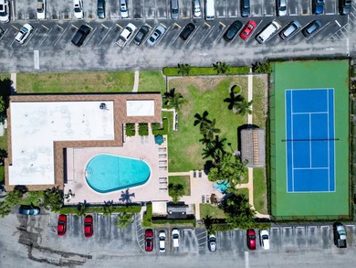 Beautifully updated 1st-floor 2BR/2BA condo in the sought-after on Davie Golf Club in Florida - for sale on GolfHomes.com, golf home, golf lot