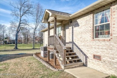 This ALL Brick home is on the Golf Course in Deer Creek and on Deer Creek Golf Club in Tennessee - for sale on GolfHomes.com, golf home, golf lot