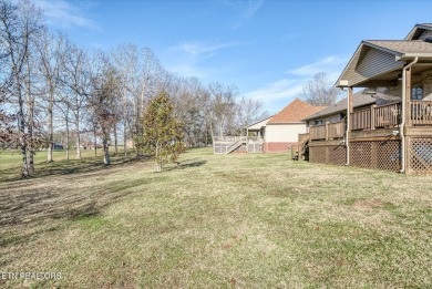 This ALL Brick home is on the Golf Course in Deer Creek and on Deer Creek Golf Club in Tennessee - for sale on GolfHomes.com, golf home, golf lot