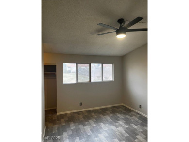 SPACIOUS TOWNHOUSE WITH 2 CAR GARAGE !  UNIQUE COMMUNITY THAT on Las Vegas National Golf Club in Nevada - for sale on GolfHomes.com, golf home, golf lot