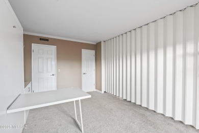 Convenient living right in the heart of Tucson! This inviting 2 on Randolph Park Golf Courses in Arizona - for sale on GolfHomes.com, golf home, golf lot