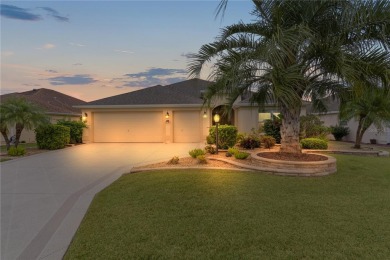 Under contract-accepting backup offers. Popular 3-bedroom on Pennbrooke Fairways in Florida - for sale on GolfHomes.com, golf home, golf lot