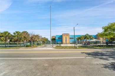 Beautiful 2 Bedroom, 2 Bathrooms at Hillcrest BUILDING 20, The on Hillcrest Golf and Country Club in Florida - for sale on GolfHomes.com, golf home, golf lot