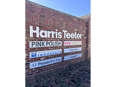 Single-level living in Grand Oaks Plantation awaits. With a on Shadowmoss Plantation Golf Club in South Carolina - for sale on GolfHomes.com, golf home, golf lot