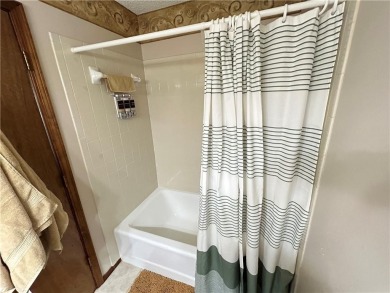 This adorable townhome offers the perfect blend of comfort and on Bella Vista Country Club - Berksdale in Arkansas - for sale on GolfHomes.com, golf home, golf lot