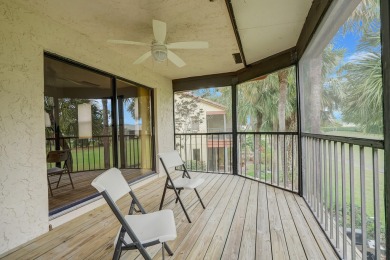 Great 3 bedroom 2.5 bath, 2 car garage corner townhome located on Boca Delray Golf and Country Club in Florida - for sale on GolfHomes.com, golf home, golf lot