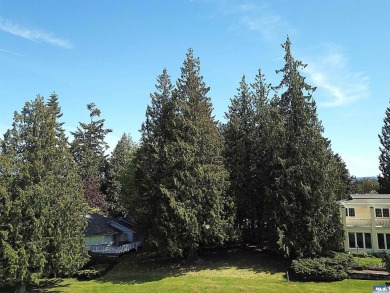 NNA Prater Place on  in Washington - for sale on GolfHomes.com, golf home, golf lot
