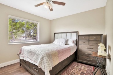 PRICED TO SELL. A SPECTACULAR 3/2.5 TOWNHOME FOR SALE AT ORIOLE on Oriole Golf and Tennis Club in Florida - for sale on GolfHomes.com, golf home, golf lot