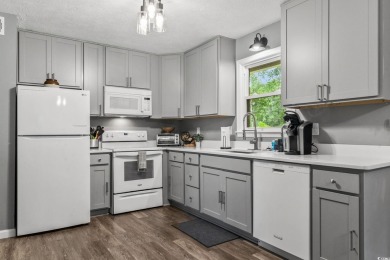 ***OPEN HOUSE Friday August 15th 12-3pm*** Welcome to 705 on Arrowhead Country Club in South Carolina - for sale on GolfHomes.com, golf home, golf lot