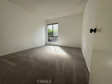 This beautifully appointed 2-bedroom, 2-bathroom condo offers a on Mission Viejo Country Club in California - for sale on GolfHomes.com, golf home, golf lot