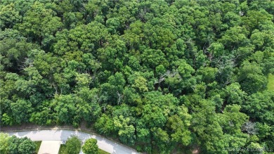 CUL-DE-SAC LOCATION!! This beautiful lot offers a prime location on The Club At Porto Cima in Missouri - for sale on GolfHomes.com, golf home, golf lot