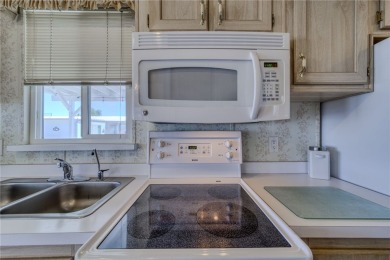 Own the RIverview Lifestyle - 2000 Ramar Rd #44, Bullhead City on Riverview Golf Course in Arizona - for sale on GolfHomes.com, golf home, golf lot