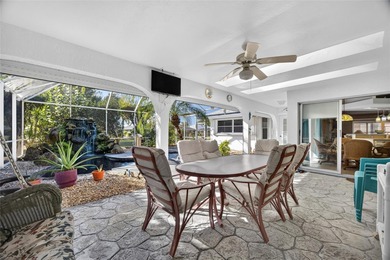 DEEP CREEK! Charming 3-bedroom, 2-bath home with a 2-car garage on Deep Creek Golf Club in Florida - for sale on GolfHomes.com, golf home, golf lot