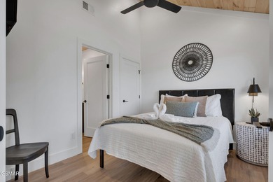 Indoor Pool, Spectacular Mtn Views, Game Room, Hot Tub, Fire on Sevierville Golf Club in Tennessee - for sale on GolfHomes.com, golf home, golf lot