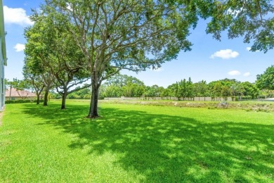 You are going to fall in love with this stunning 2/2 condo in on Fountains Golf and Country Club in Florida - for sale on GolfHomes.com, golf home, golf lot