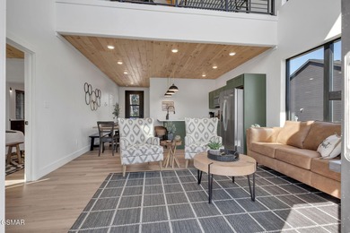 Indoor Pool, Spectacular Mtn Views, Game Room, Hot Tub, Fire on Sevierville Golf Club in Tennessee - for sale on GolfHomes.com, golf home, golf lot