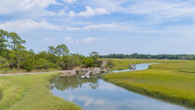 This beautifully renovated 2BR, 2BA High Hammock is a tastefully on The Seabrook Island Club in South Carolina - for sale on GolfHomes.com, golf home, golf lot