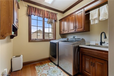 Welcome to luxury living in one of Medina's most desirable golf on Fox Meadow Country Club in Ohio - for sale on GolfHomes.com, golf home, golf lot