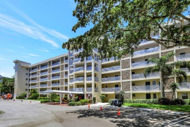 MAKE AN OFFER on this charming 2BR, 2BR condo in desirable Palm on Palm-Aire Country Club and Resort - Palms in Florida - for sale on GolfHomes.com, golf home, golf lot