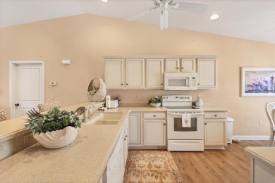 Amazing opportunity to own an immaculate condo in Rotonda West on Rotonda Golf and Country Club The Palms Course in Florida - for sale on GolfHomes.com, golf home, golf lot