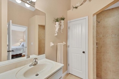 Amazing opportunity to own an immaculate condo in Rotonda West on Rotonda Golf and Country Club The Palms Course in Florida - for sale on GolfHomes.com, golf home, golf lot