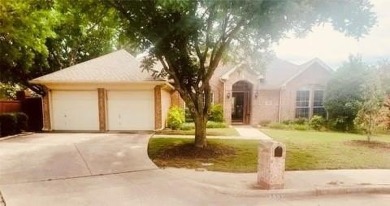 Stylish 1-story David Weekly home located in a CUL-DE-SAC boasts on The Golf Club at Fossil Creek in Texas - for sale on GolfHomes.com, golf home, golf lot