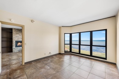 MAGNIFICENT VIEW OF THE BAY WHILE OVERLOOKING THE 9TH TEE BOX & on Sandestin Golf and Beach Resort - The Links in Florida - for sale on GolfHomes.com, golf home, golf lot
