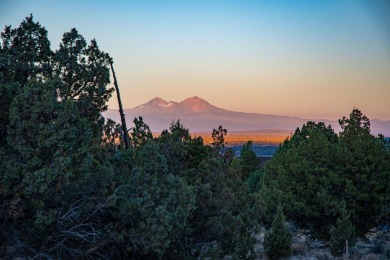 Beautiful cascade mountain views from this lot. It is located on on Brasada Canyons Golf Course in Oregon - for sale on GolfHomes.com, golf home, golf lot