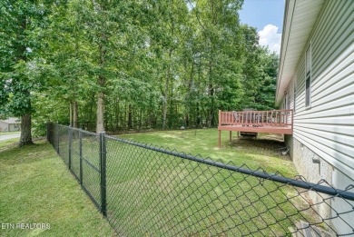 Adorable, well maintained home on a corner lot in quiet part of on Lake Tansi Village Country Club in Tennessee - for sale on GolfHomes.com, golf home, golf lot
