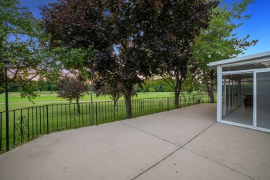 Welcome to this inviting 3-bedroom, 2-bath ranch offering on Streamwood Oaks Golf Club in Illinois - for sale on GolfHomes.com, golf home, golf lot