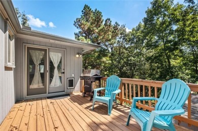 Fantastic family home that has been recently remodeled and is on Bella Vista - Metfield Golf Complex and Country Club in Arkansas - for sale on GolfHomes.com, golf home, golf lot