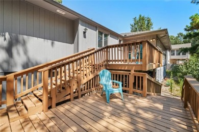 Fantastic family home that has been recently remodeled and is on Bella Vista - Metfield Golf Complex and Country Club in Arkansas - for sale on GolfHomes.com, golf home, golf lot