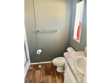 New Super Low Price!! Ready to Move In! Wow! Bonus Golf Cart on Mainlands Golf Club in Florida - for sale on GolfHomes.com, golf home, golf lot