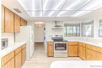 Welcome to this charming 2-bedroom, 2-bathroom home with a 2-car on Timber Pines Golf Course in Florida - for sale on GolfHomes.com, golf home, golf lot