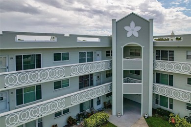 Experience the Florida retirement lifestyle you've been dreaming on On Top Of The World Golf Course in Florida - for sale on GolfHomes.com, golf home, golf lot