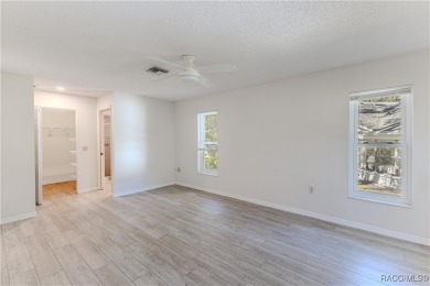 Welcome to this charming 2-bedroom, 2-bathroom home with a 2-car on Timber Pines Golf Course in Florida - for sale on GolfHomes.com, golf home, golf lot