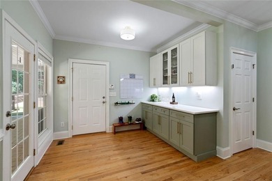 MOTIVATED SELLERSSEEKING ALL SERIOUS OFFERS! This highly on Chattahoochee Golf Course in Georgia - for sale on GolfHomes.com, golf home, golf lot