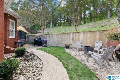 Welcome to this stunning 4-bedroom, 3-bath home located in on Heritage Green  Golf Course in Alabama - for sale on GolfHomes.com, golf home, golf lot