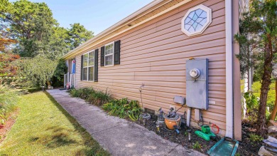 Very nice 3 bedroom 2 full bath Saint Andrews model directly on on Mays Landing Golf and Country Club in New Jersey - for sale on GolfHomes.com, golf home, golf lot