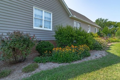 Meticulously maintained home located in desirable Hills Quarters on King Carter Golf Course in Virginia - for sale on GolfHomes.com, golf home, golf lot
