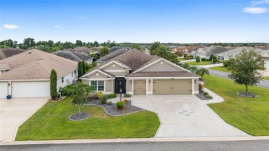 BOND PAID! DESIGNER IRIS MODEL IN THE VILLAGE OF DUNEDIN! on Pennbrooke Fairways in Florida - for sale on GolfHomes.com, golf home, golf lot