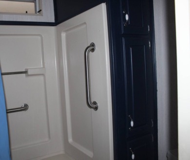 Welcome to this beautifully updated 2-bedroom home that offers on Schalamar Creek Golf and Country Club in Florida - for sale on GolfHomes.com, golf home, golf lot