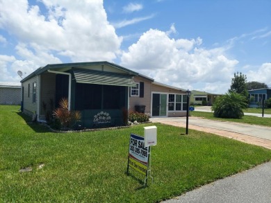 This beautiful home is loaded with upgrades. Both bathrooms have on Lakes at Leesburg Golf Course in Florida - for sale on GolfHomes.com, golf home, golf lot