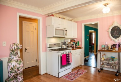 Charming Grosse Ile home situated walking distance to the water on West Shore Golf and Country Club in Michigan - for sale on GolfHomes.com, golf home, golf lot