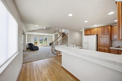 MLS# 290781  Introducing E101 -- a premier end-unit condo on Canyon Lakes Golf Course in Washington - for sale on GolfHomes.com, golf home, golf lot