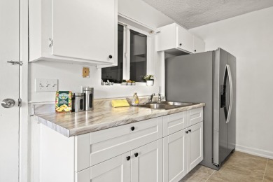 PRICED TO SELL!  Perfect starter home on a huge lot in Waikoloa on Waikoloa Village Golf Club in Hawaii - for sale on GolfHomes.com, golf home, golf lot
