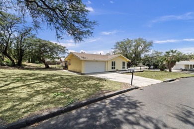 PRICED TO SELL!  Perfect starter home on a huge lot in Waikoloa on Waikoloa Village Golf Club in Hawaii - for sale on GolfHomes.com, golf home, golf lot